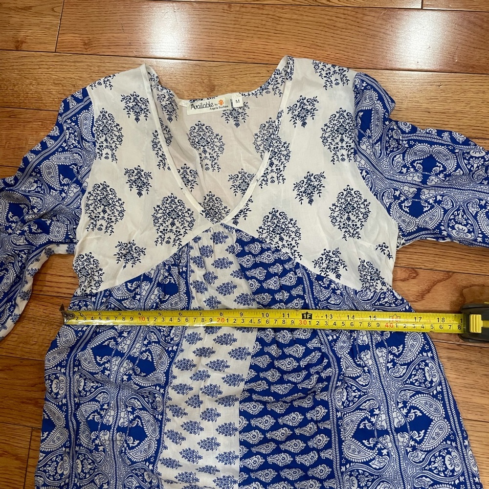 Cute sundress! Never worn. Size M - Picture 3 of 5